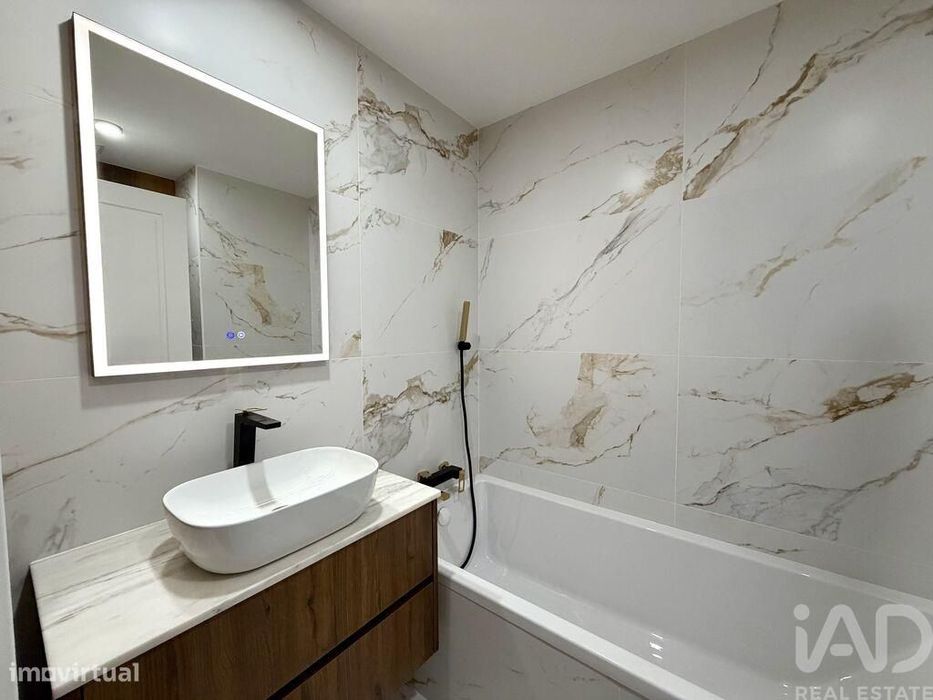 Apartamento T2 em Armação de Pêra de 80,00 m2