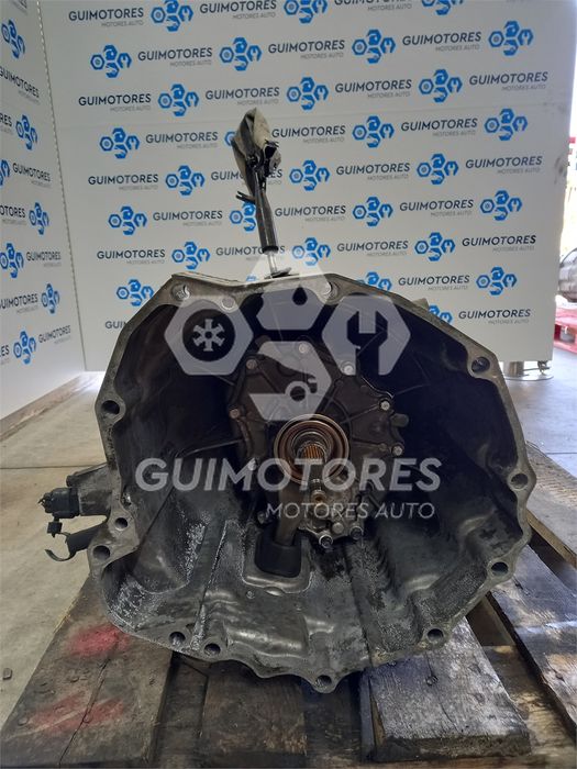CAIXA VELOCIDADES NISSAN  PATHFINDER D40 2.5DCI  174CV REF: SEM REF. -