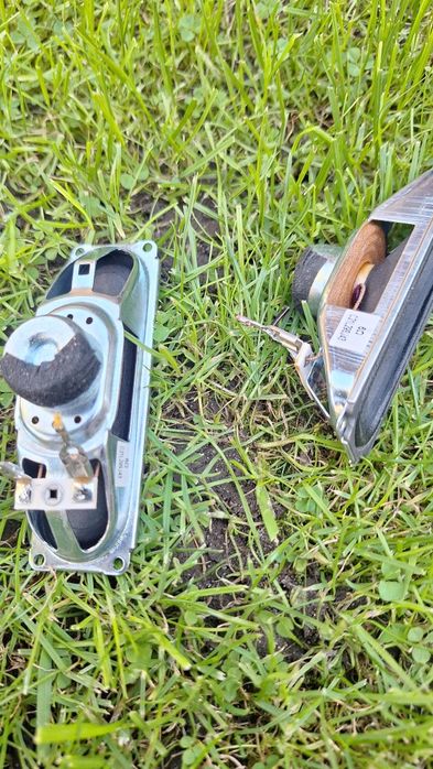 Głośniki.6 ohm stereo