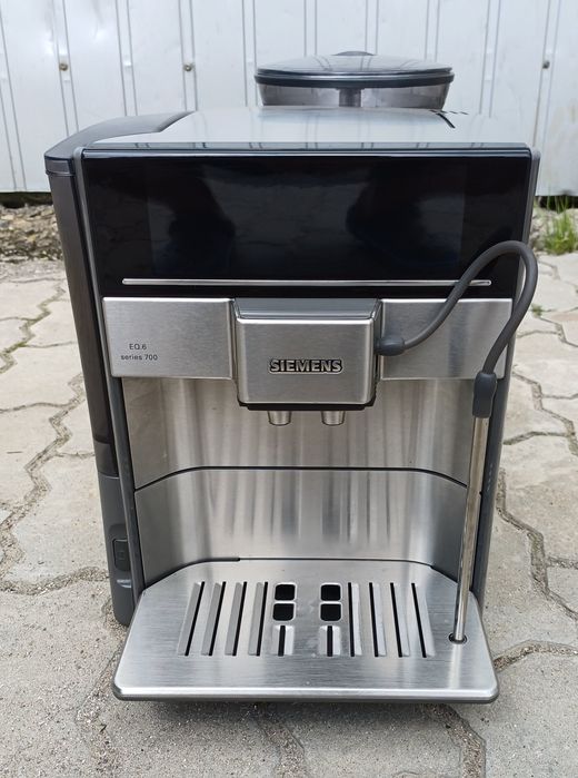 Кавомашина кавоварка Сіменс Siemens Germany EQ.6 plus S700 укр мова