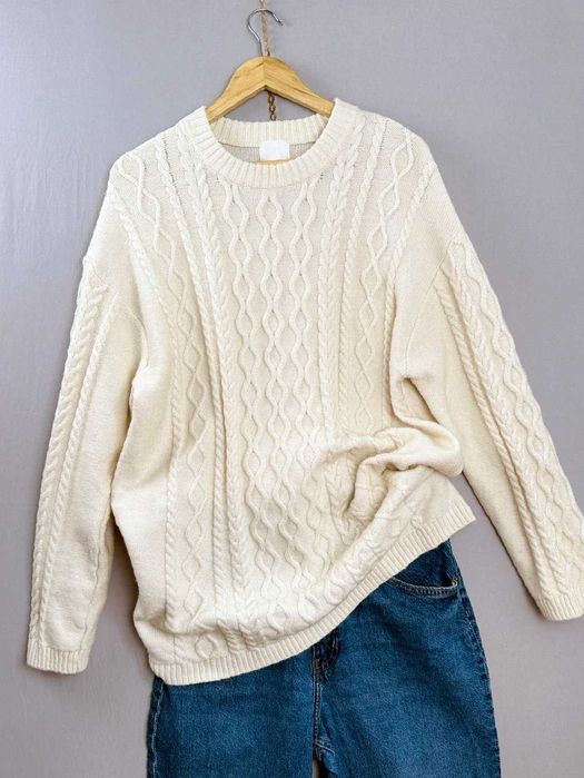 Sweter kremowy warkoczowy długi luźny oversize