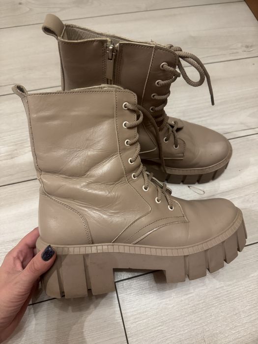 Продам шкіряне взуття