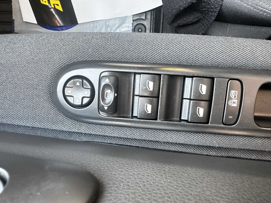 Peugeot 3008 2013