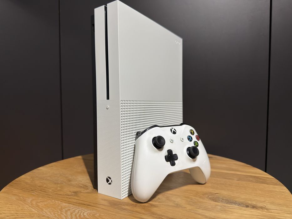 Xbox One S | 100% sprawny | pad w zestawie | dobry stan