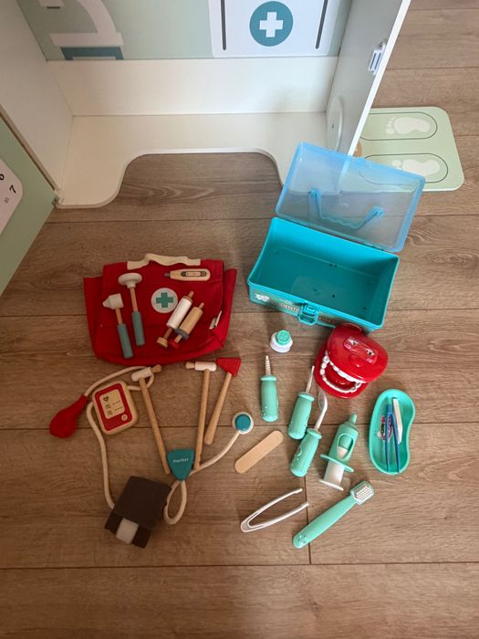 Posto médico + Farmácia infantil