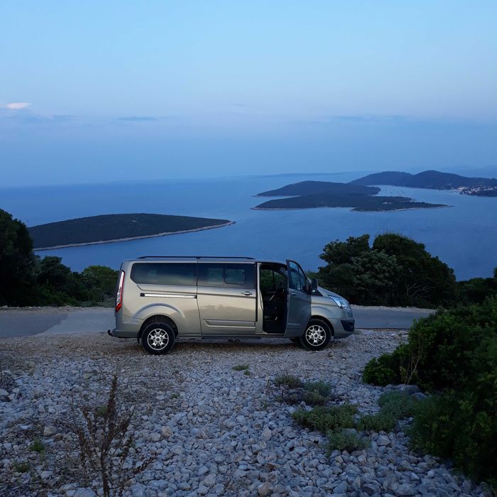Ford Tourneo Custom