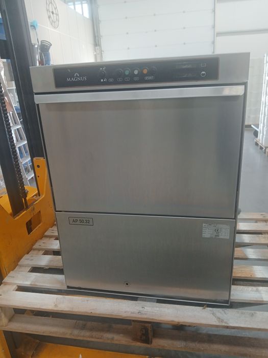 Vende-se máquina lavar louça Magnus AP50.32