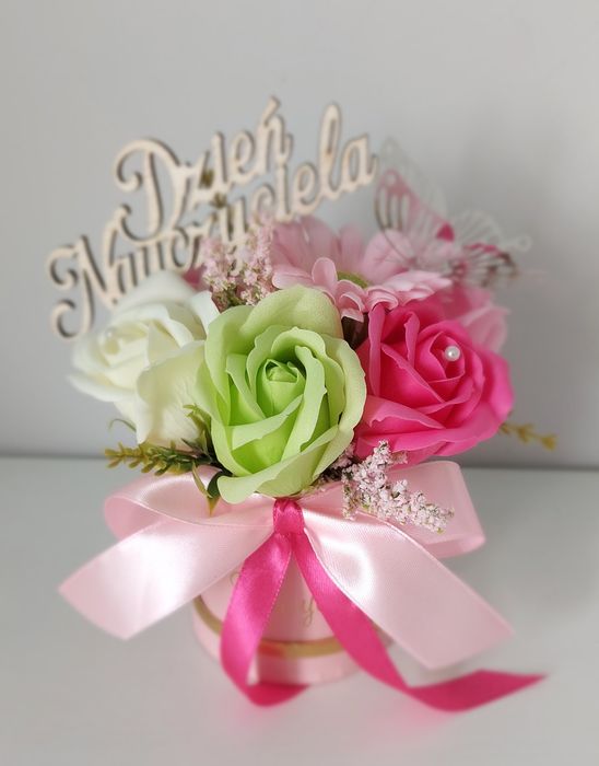 Mydlane kwiaty box Dzień Babci