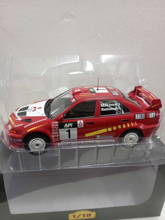MITSUBISHI Lancer Evo V 1:18