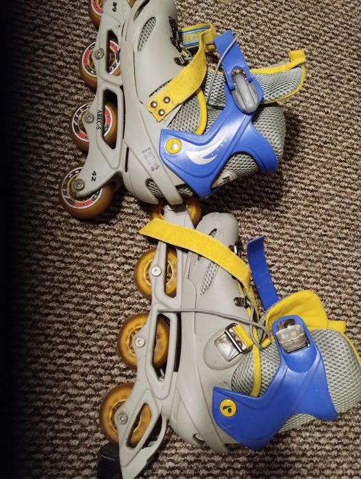 Роликові ковзани