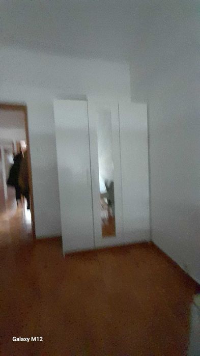 BRIMNES Roupeiro c/3 portas IKEA (como novo)