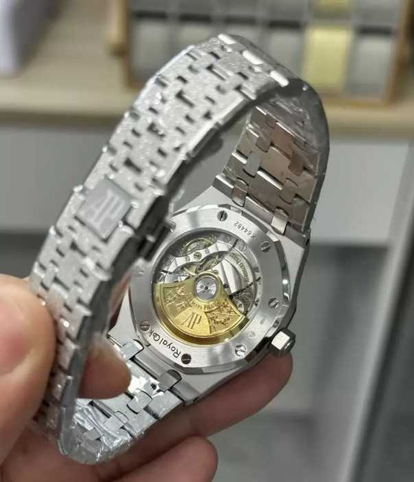 Audemars Piguet Royal Oak 37мм Ref.15454BC.GG.1259BC (4 варіанта)