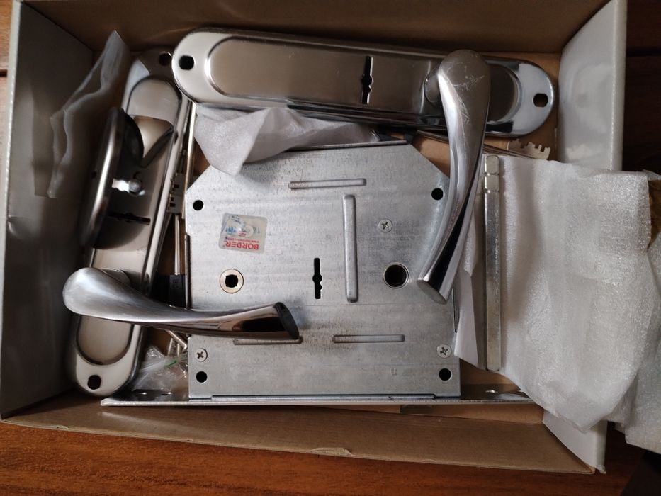 Врезной замок Бордер