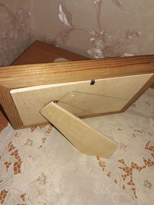 Продам Рамочки Стекляное Очень Красивое и деревяное
