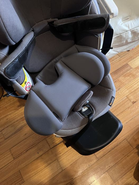 Cadeira Auto BeSafe iZi Twist i-Size com redutor + espelho
