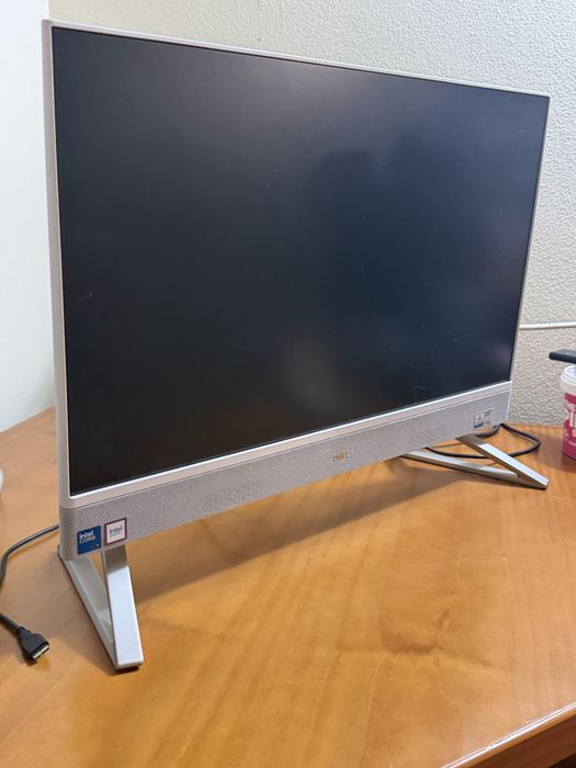 Dell 24 All-in-One EC24250 – Intel Core 7 | 16GB RAM | SSD 1TB | Windows 11 Pro