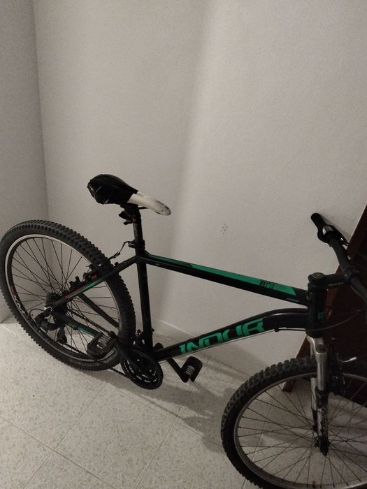 Eu estou a vender um bicicleta