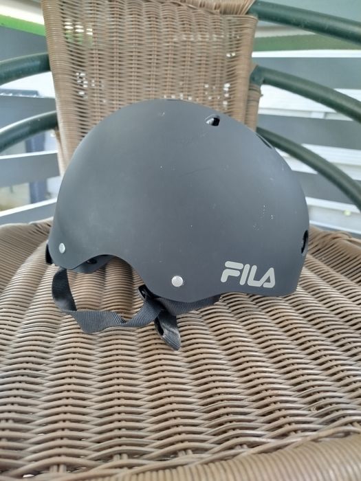 Sprzedam KASK Fila S-M