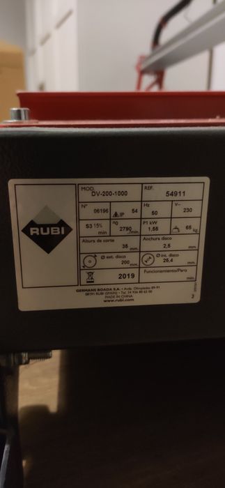 Przecinarka do płytek  elektryczna Rubi