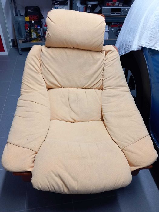 Cadeirão moderno de sala