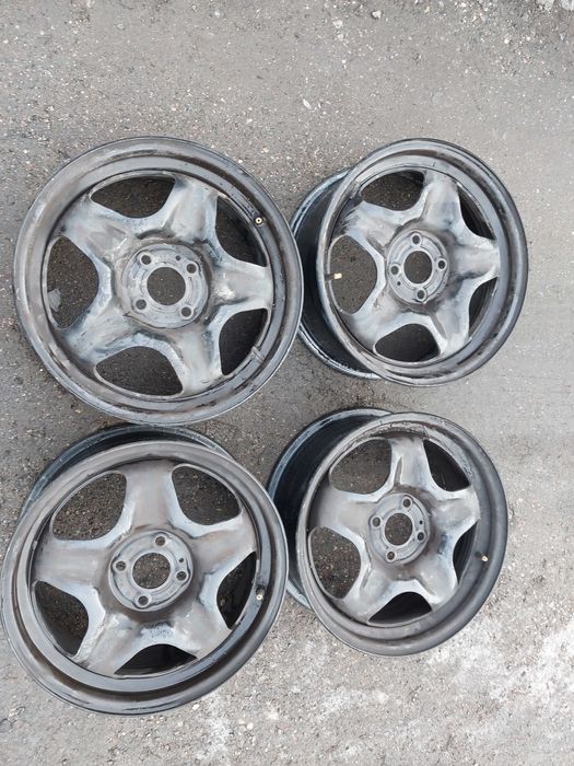 Felgi stalowe 16 4x100 Renault strukturalne Reno Montaż