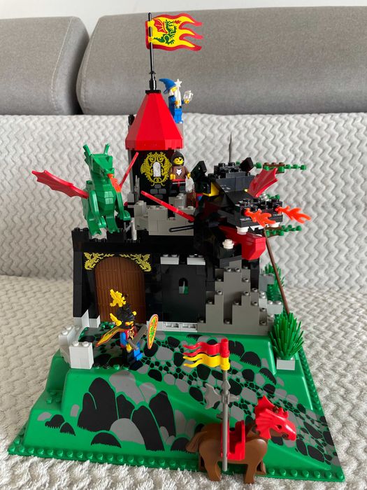 Lego 6082 Fire Breathing Fortress = kompletny 100% + dostawa za DARMO
