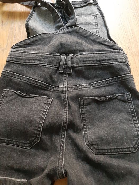 Zara jeansowe ogrodniczki 9lat-134cm
