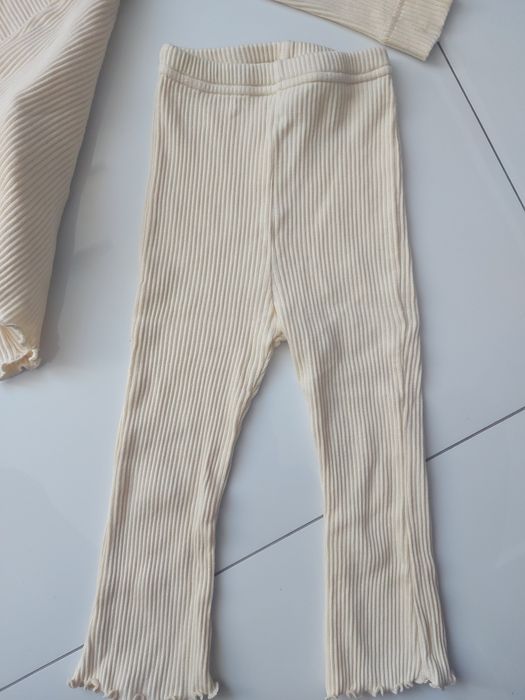 Костюм для дівчинки в рубчик 92 р