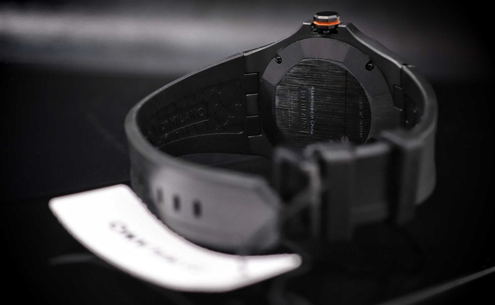 D1 Milano DTRJ03 Delta 001 Rust Zegarek Męski Czarny Pomarańczowy