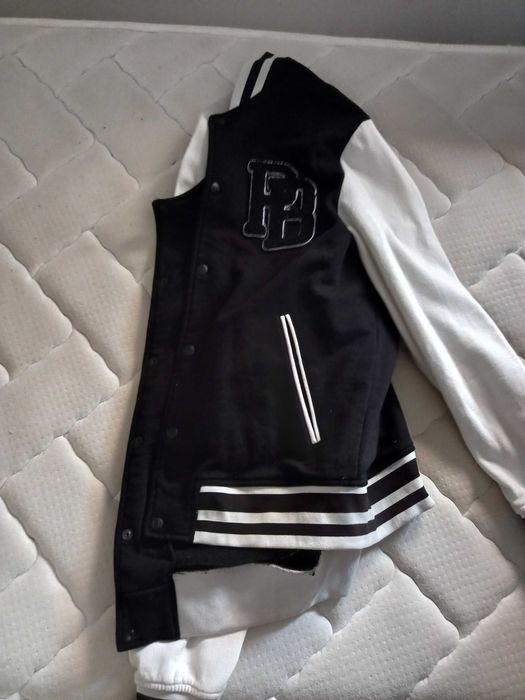 Camisola varsity basebol