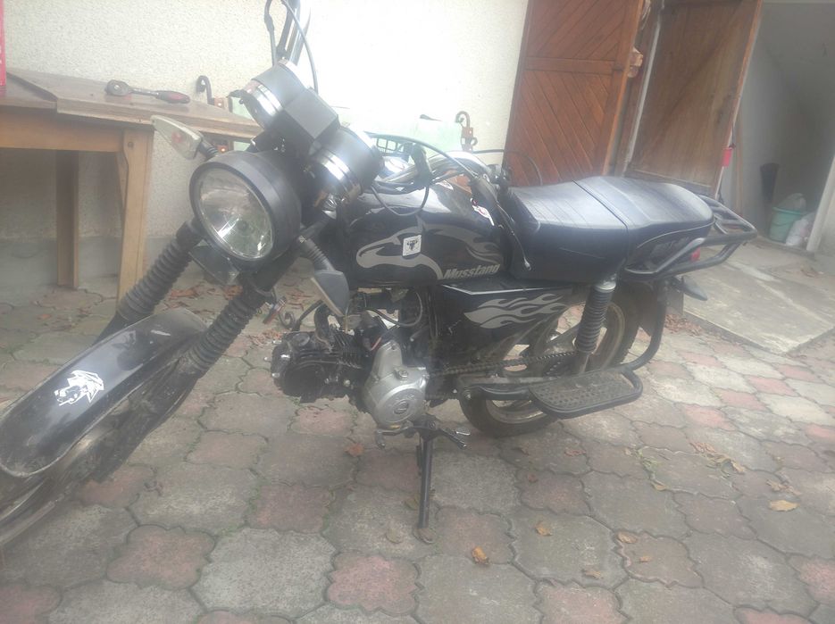 Мотоцикл мустанг 125