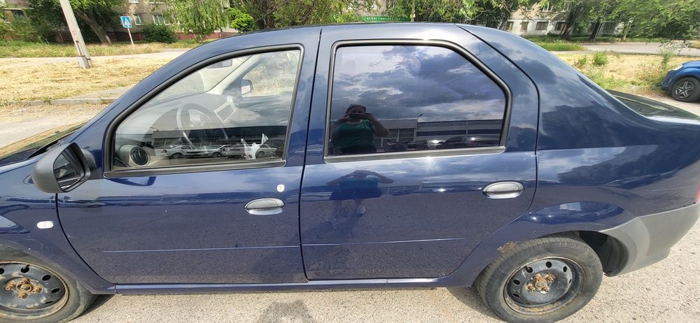 Renault Logan 2010