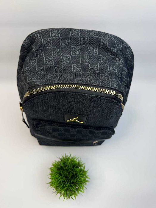 Рюкзак Jordan Monogram, Найк Джордан Монограм чорний, сірий