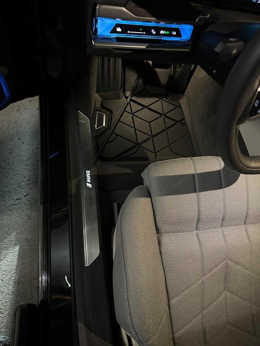 Коврики оригінал BMW 7 G11 G12 G70 I7 F01 F02 Авто резинові Оригинал