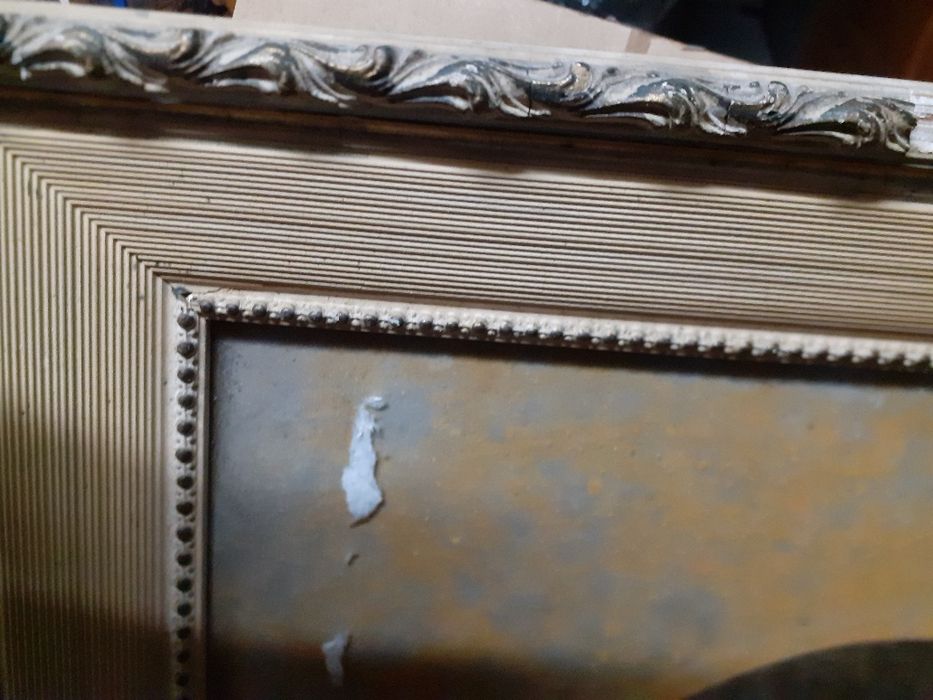 Quadro de madeira e gesso com dama antiga + 100 anos