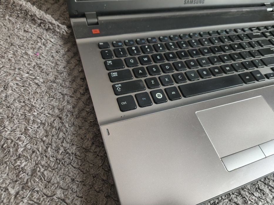 Laptop Samsung 17cali i7 SSD 256gb GeForce 2gb 16 ram