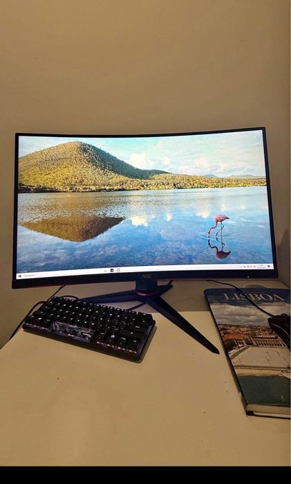 AOC 240 Hz 27” Curvo