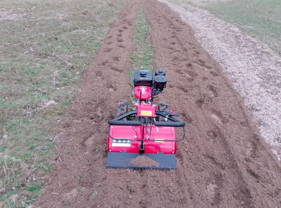 Glebogryzarka spalinowa