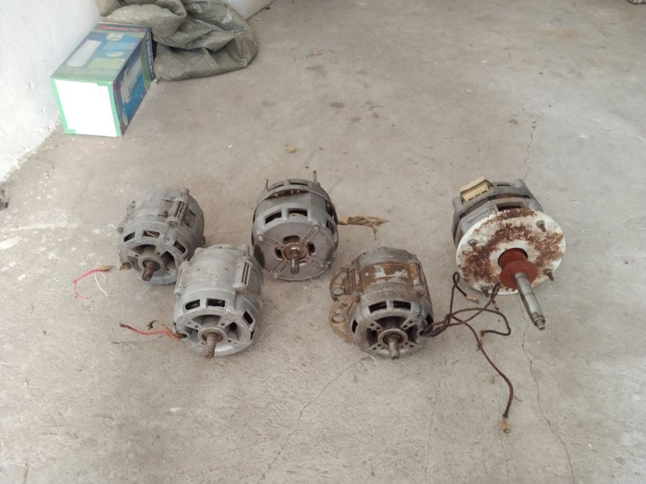 Продаю однофазні та трьохфазні двигуни з пральних машин різних обертів