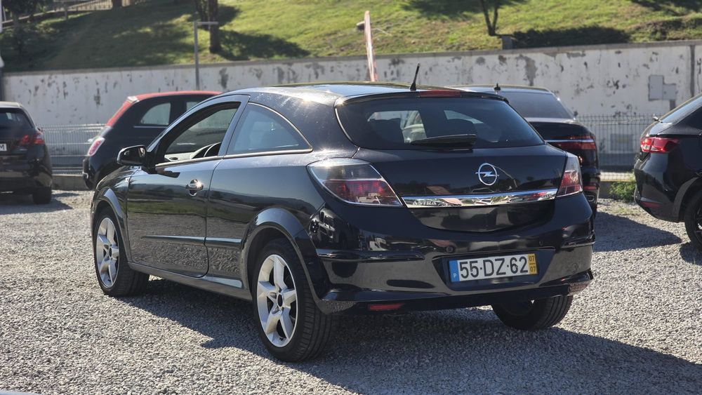 Opel Astra  GTC 1.7 CDTI  5 lugares