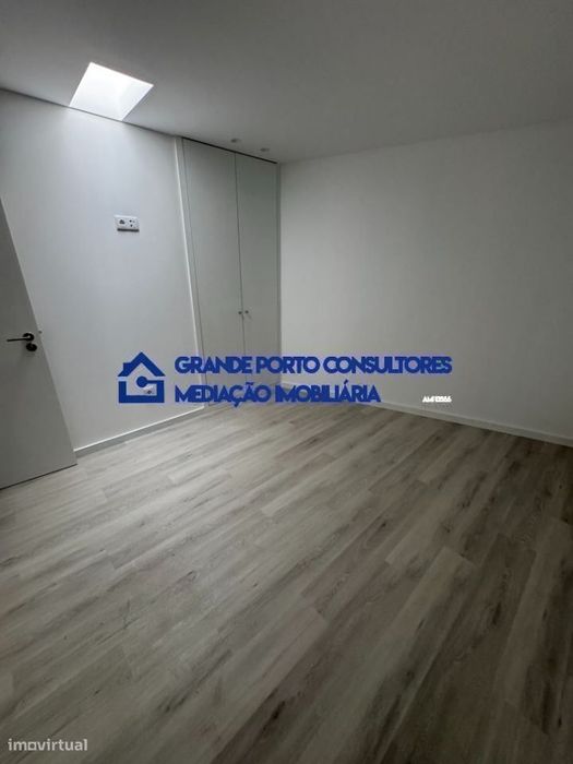 T2 Duplex  Matosinhos Sul - junto Av. Serpa Pinto