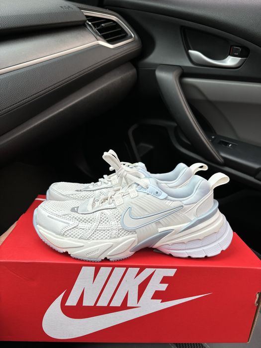 Женские Nike V2K Run Новые  Оригинал