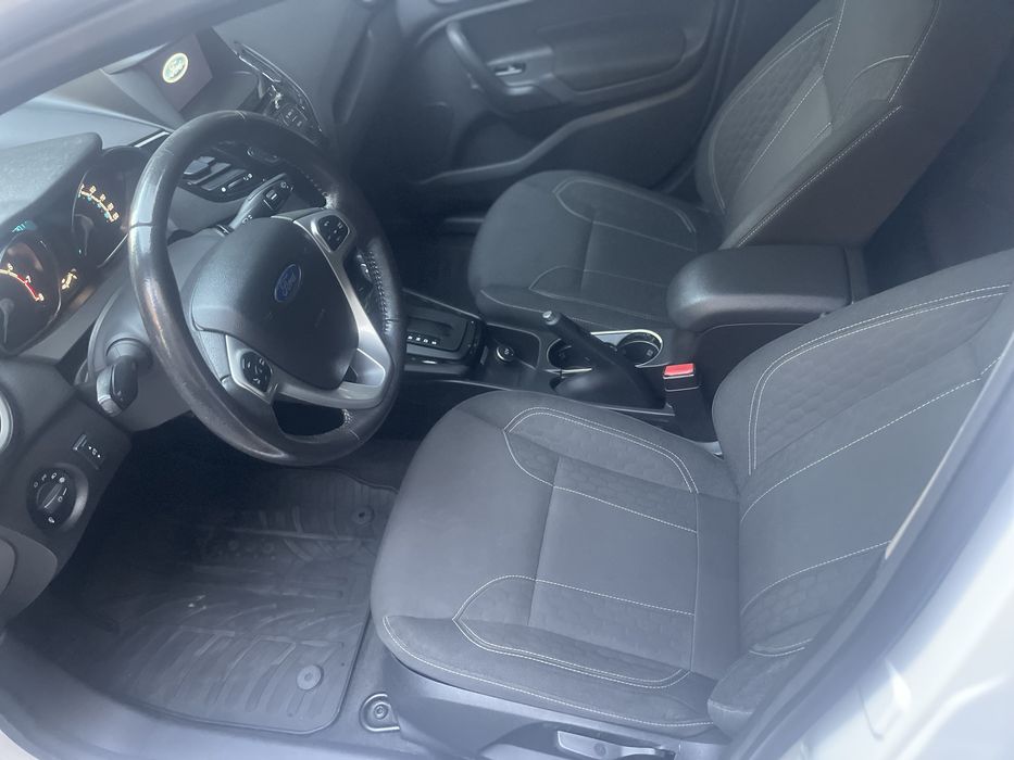 Ford Fiesta SE 1.6 automat