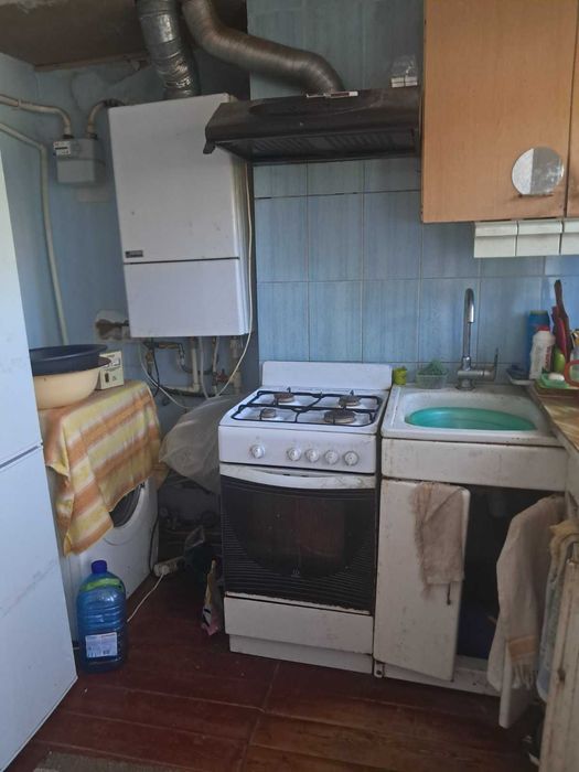 Продам частину будинку на П'ятничанах 0962