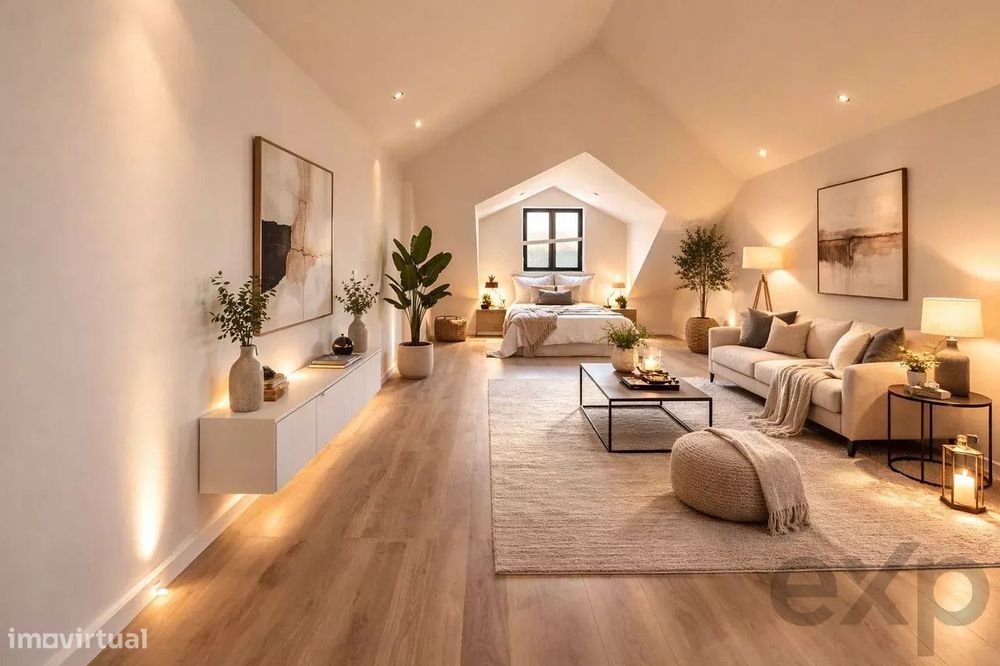 Luxury Studio Apartment on the Top Floor in the Heart of Porto's Baixa District