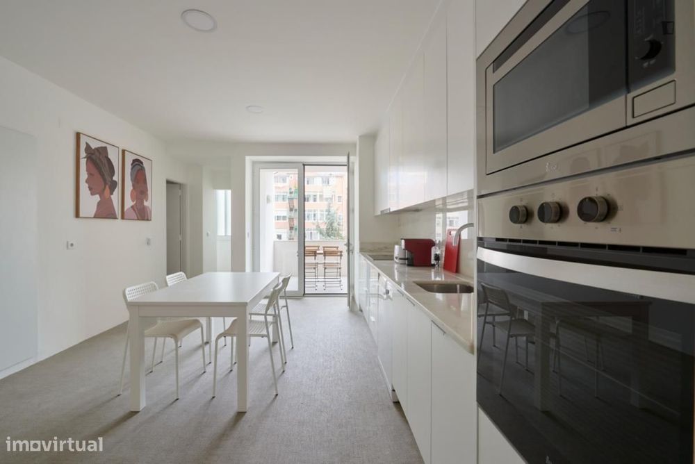 Quarto - localizado em Entrecampos Lisbon