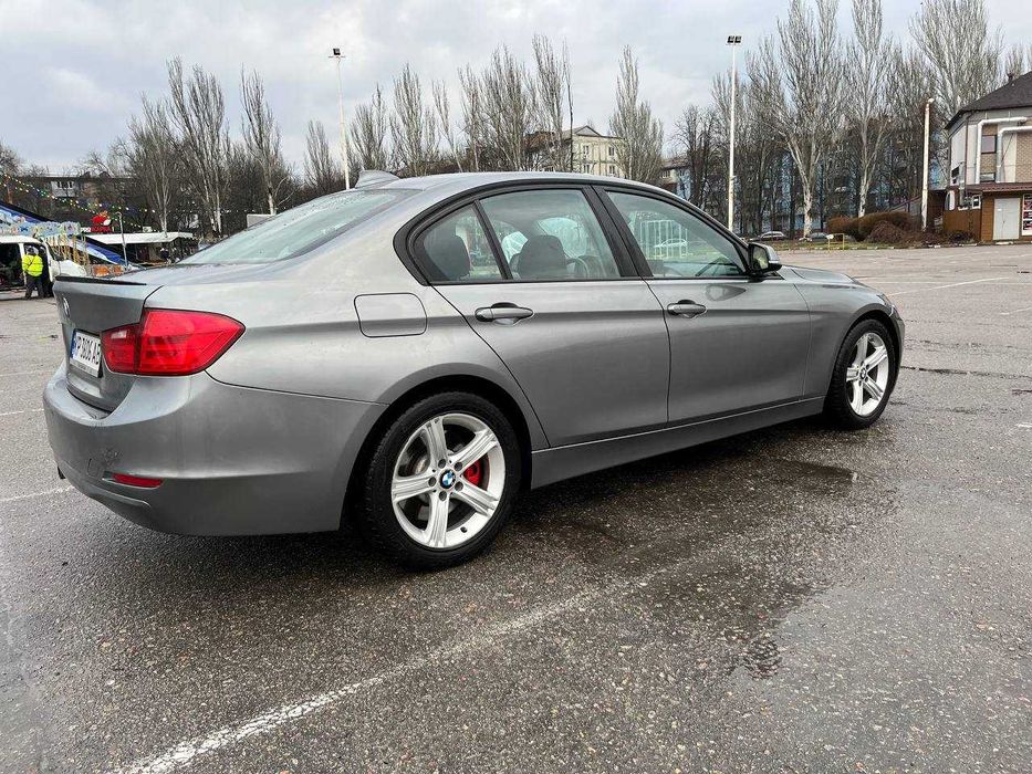 BMW F30 328i 2012