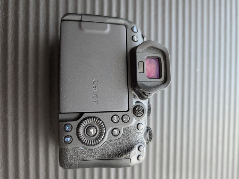 Canon EOS R6 Mark II (Corpo)