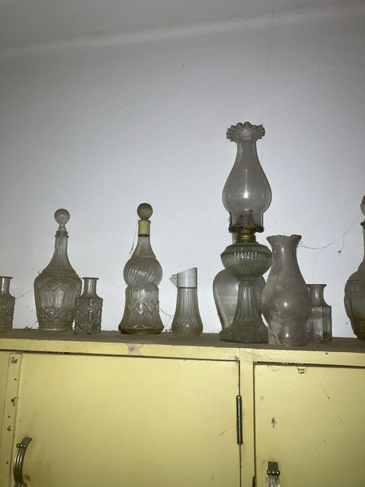 Peças de louça antigas vintage/clássicas