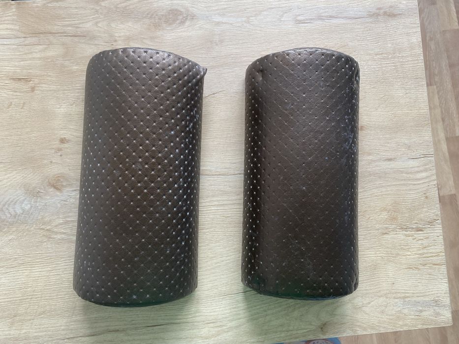 Podpórka do manicure brązowa